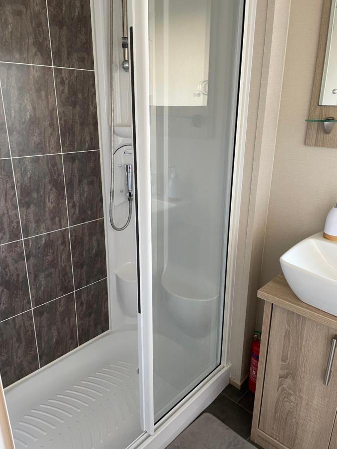 Beautiful 2 Bedroom Helmsley Lodge Northampton Zewnętrze zdjęcie